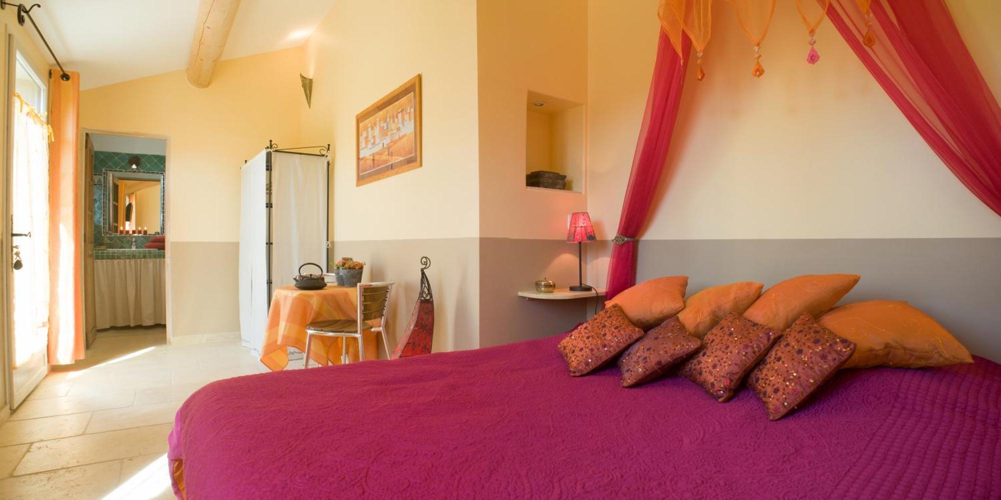 Chambres D'Hotes Domaine Des Machottes Grans エクステリア 写真